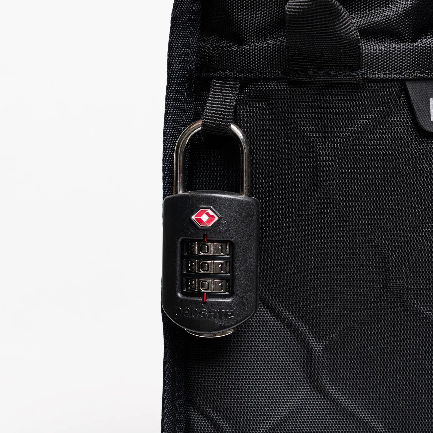 Pacsafe® Travelsafe® X15 anti-theft portable safe