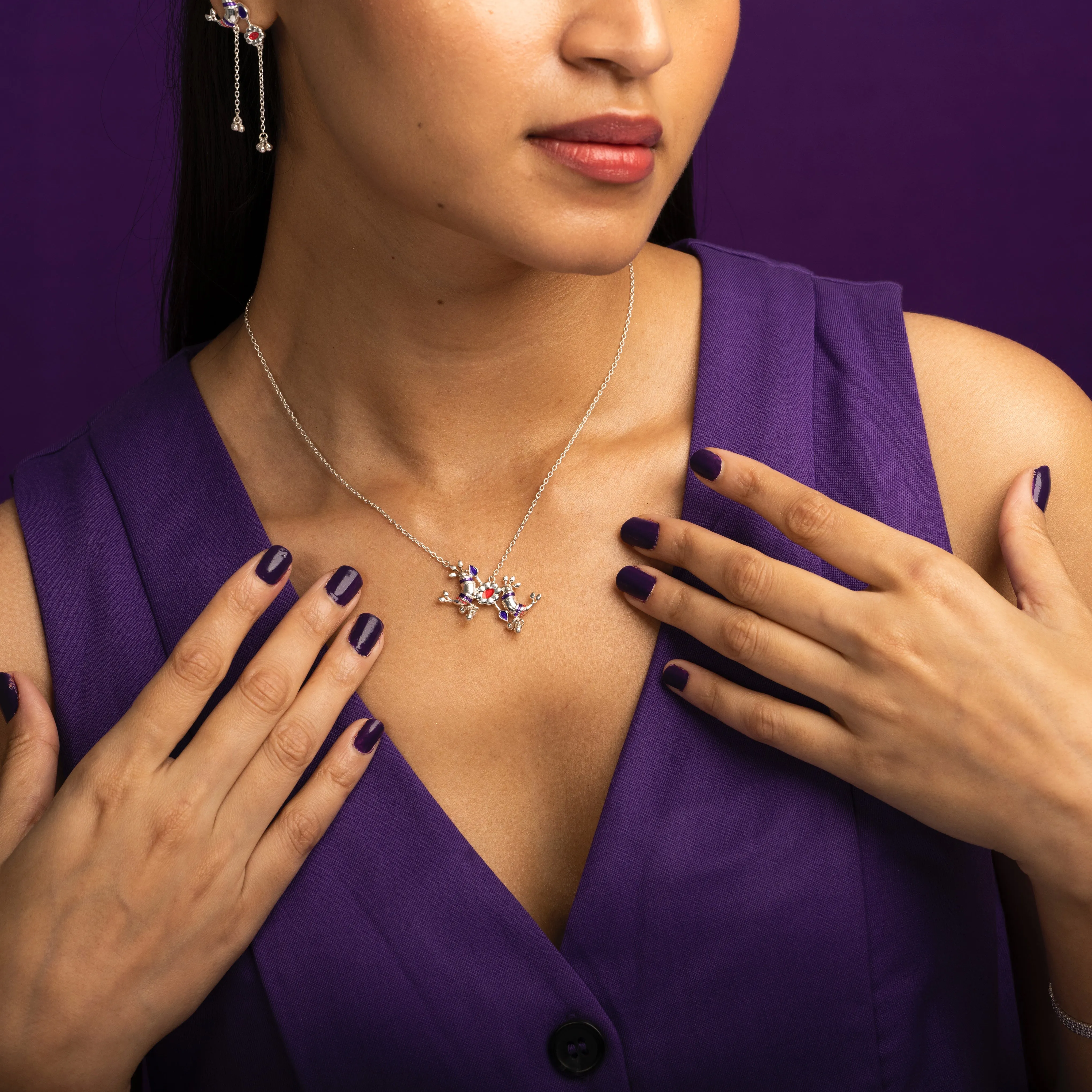 Pakhi Silver Chain Pendant Necklace By Moha