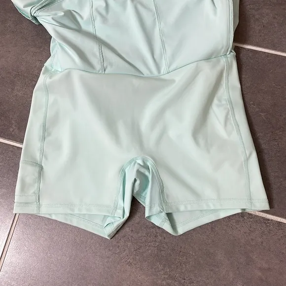 Peter Millar Performance Laura Wrap Golf Skort size Small