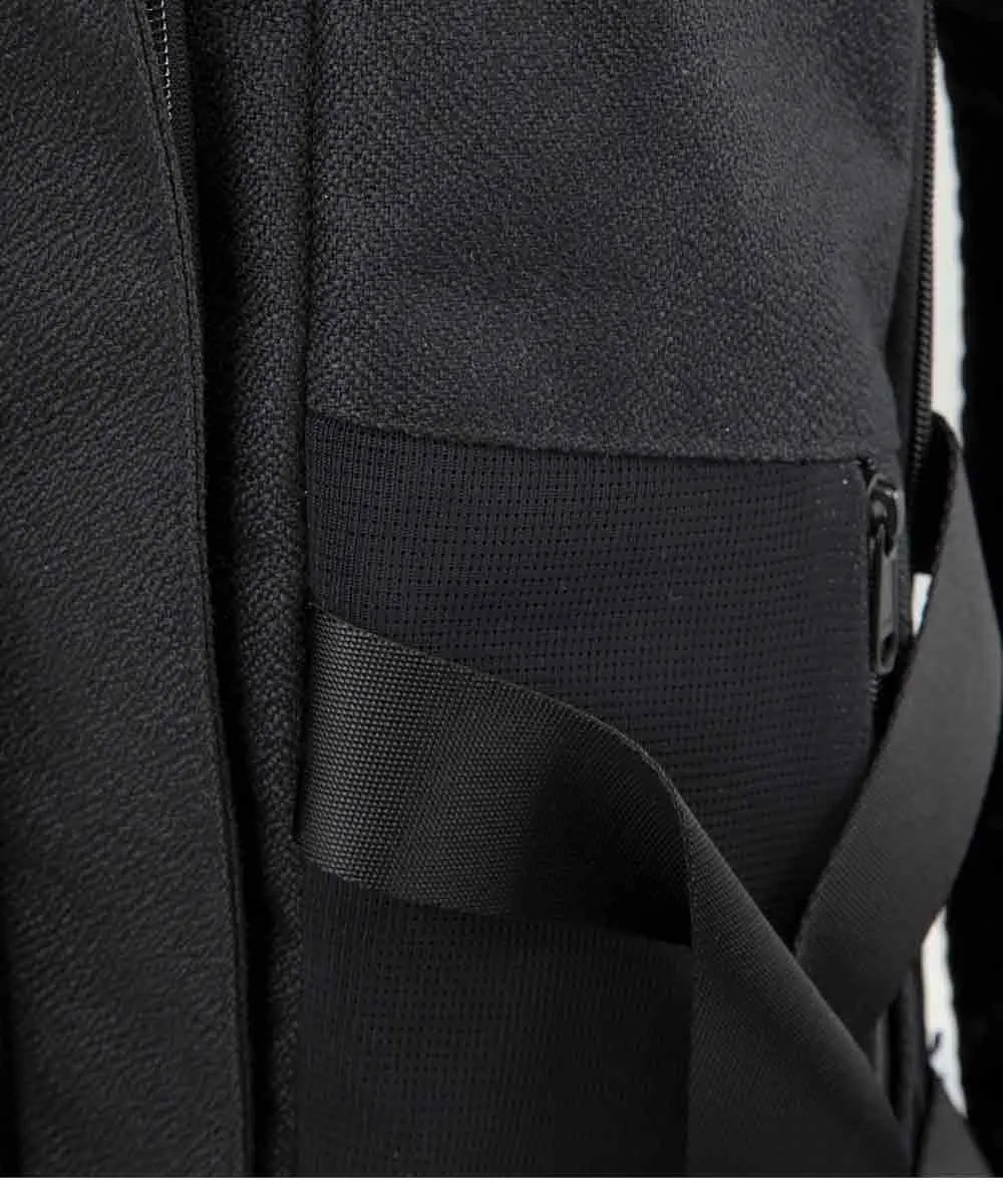 pinqponq Blok Large Rucksack aus recycelten PET-Flaschen