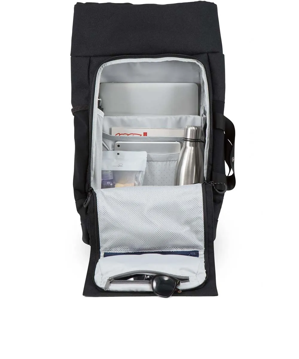 pinqponq Blok Large Rucksack aus recycelten PET-Flaschen