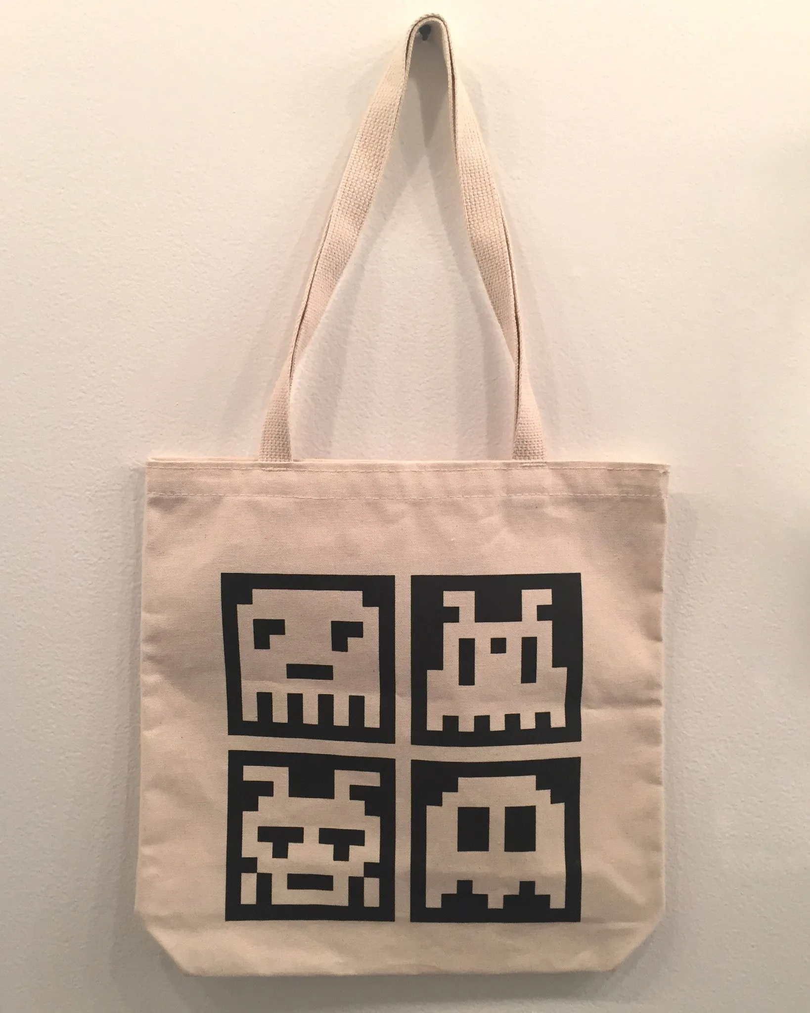 Pixelmonster Tote Bag