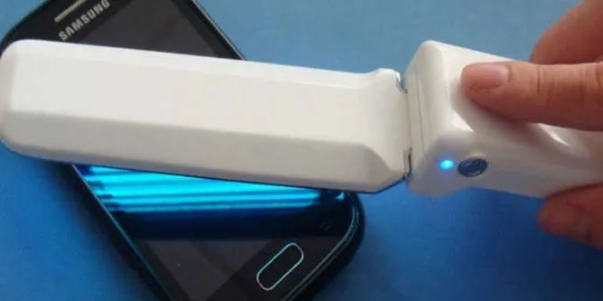 Portable & Fordable UV-C Sanitizing Light Wand with Auto safety shutoff