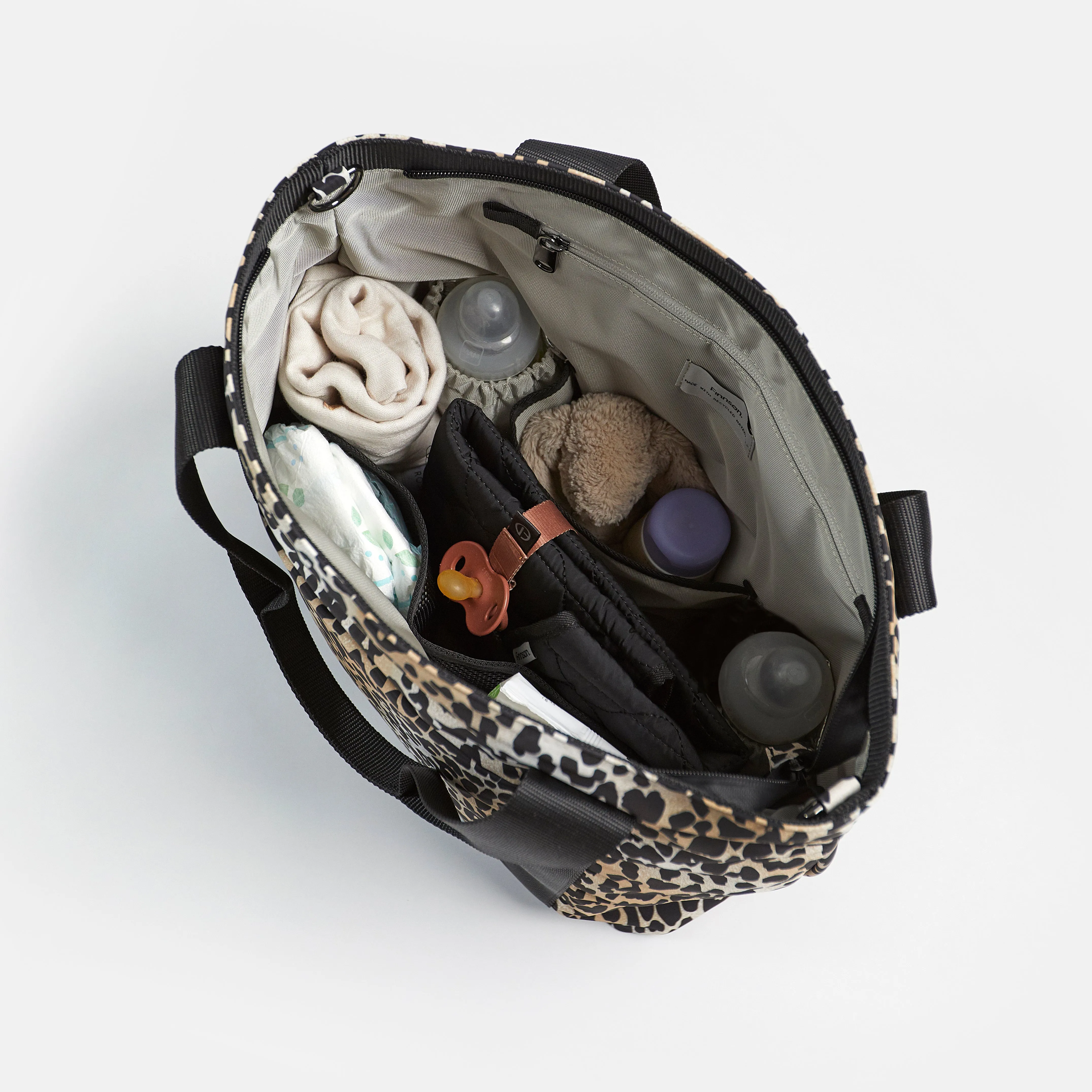 Selby Mama Tote Bag with Change Mat (Leopard)