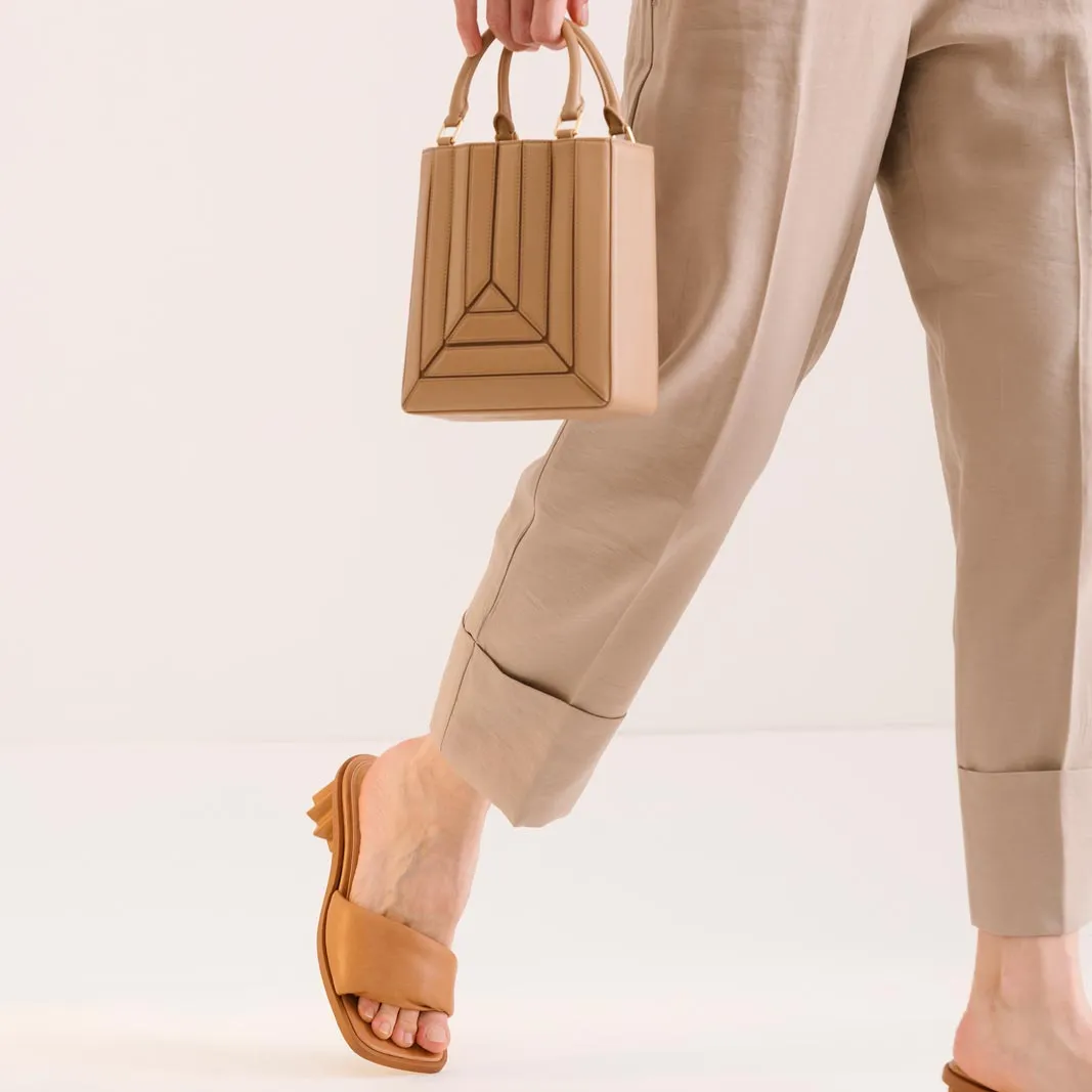Sera Tall Tote Mini - Latte