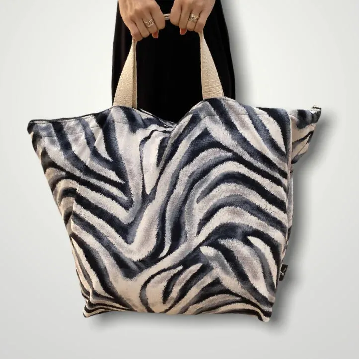 Shoreline XL Tote - Serengeti