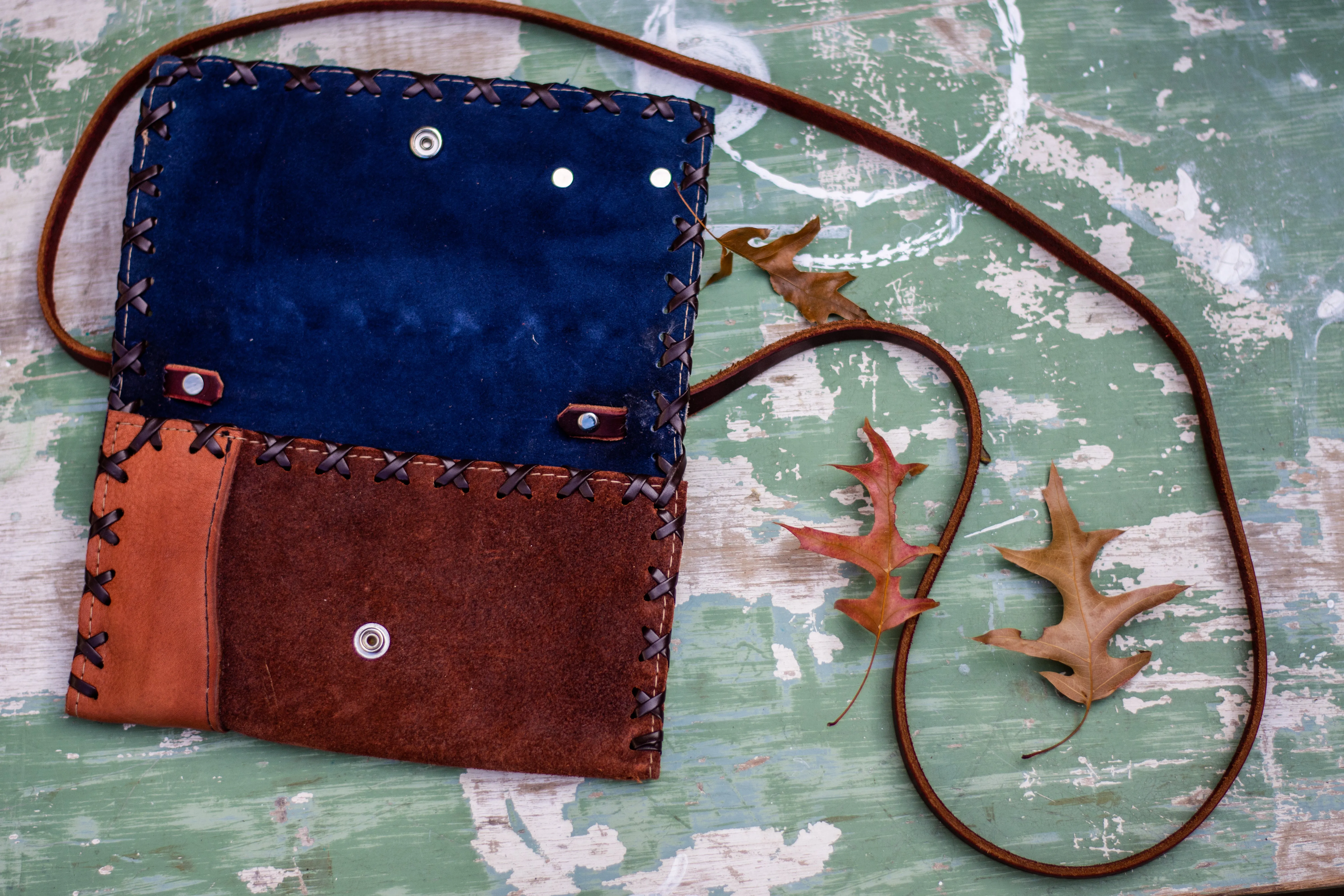 Small  Frontier Purse