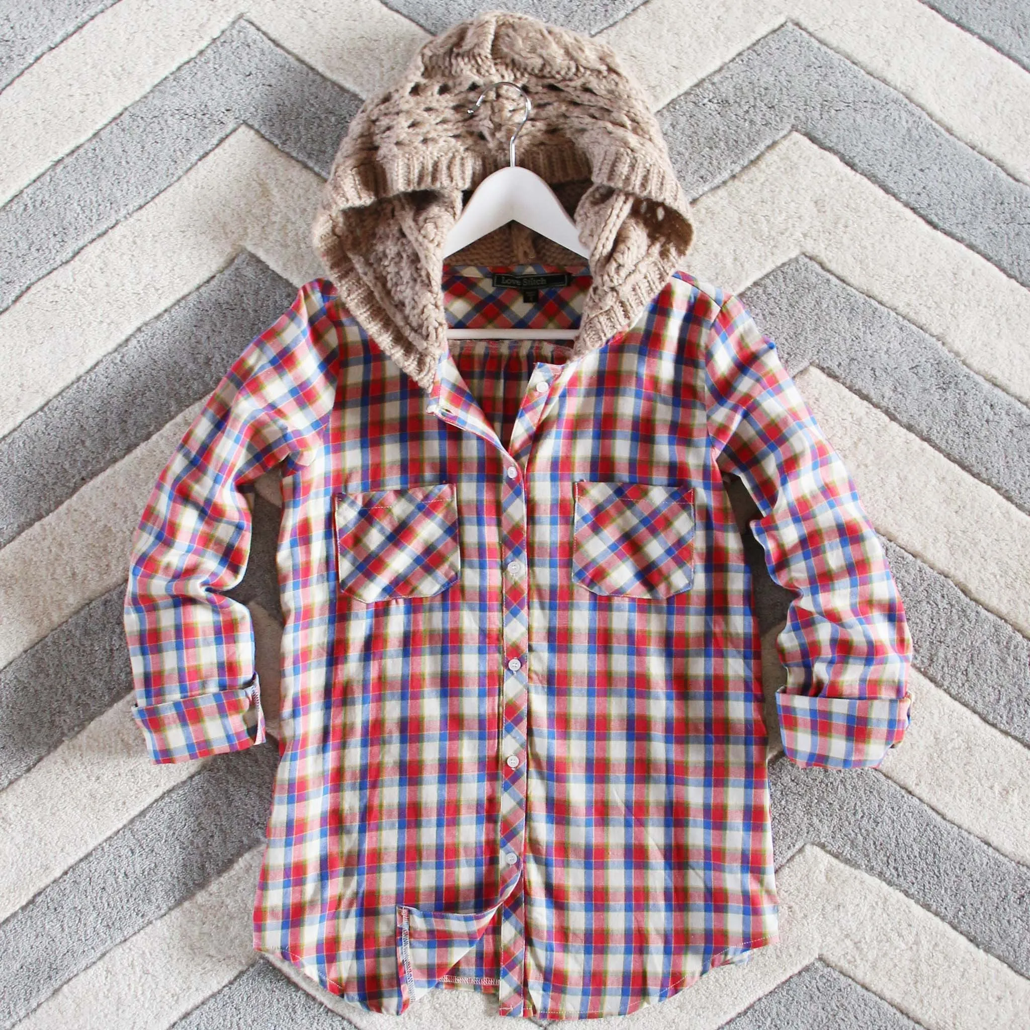 Snowy Canoe Plaid Top