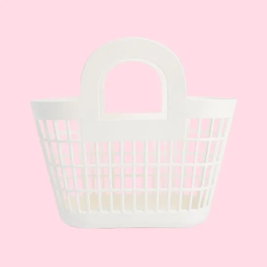 sunjellies: rosie basket in cream