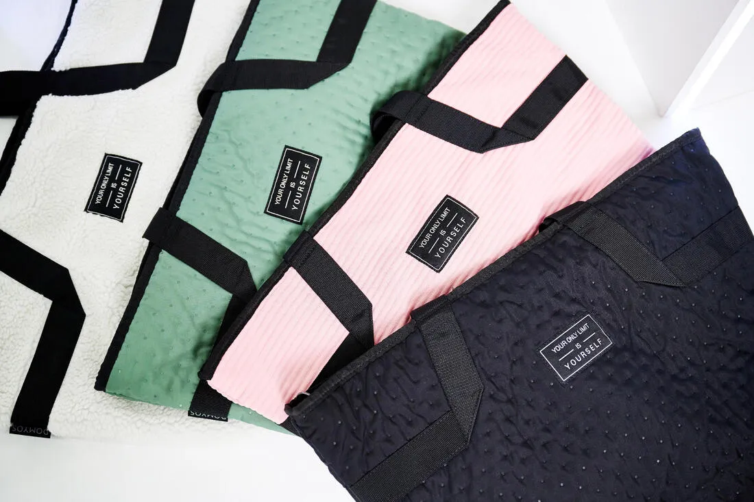 The sport tote: a must-have for your fitness kit. For the gym... or anywhere!
