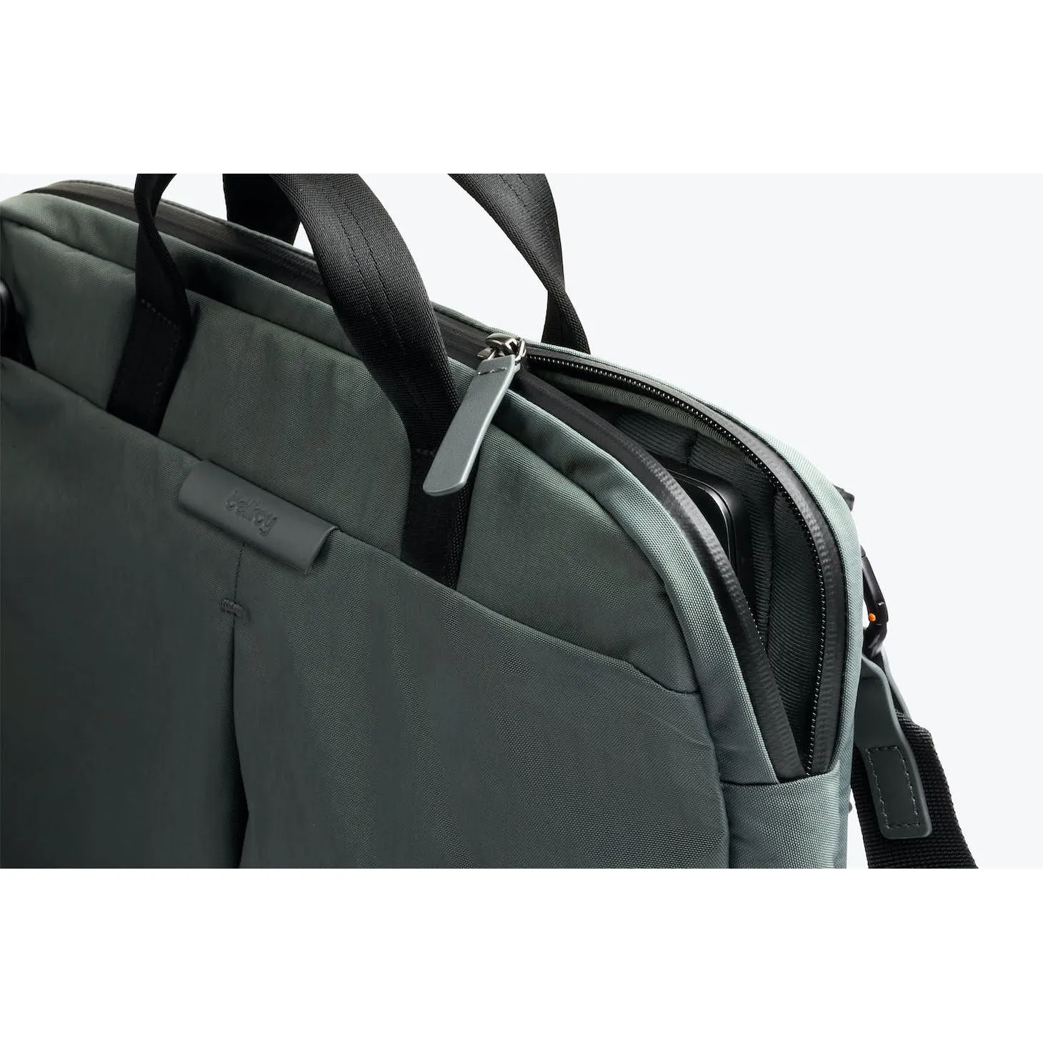 Tokyo Laptop Bag 6L/9L