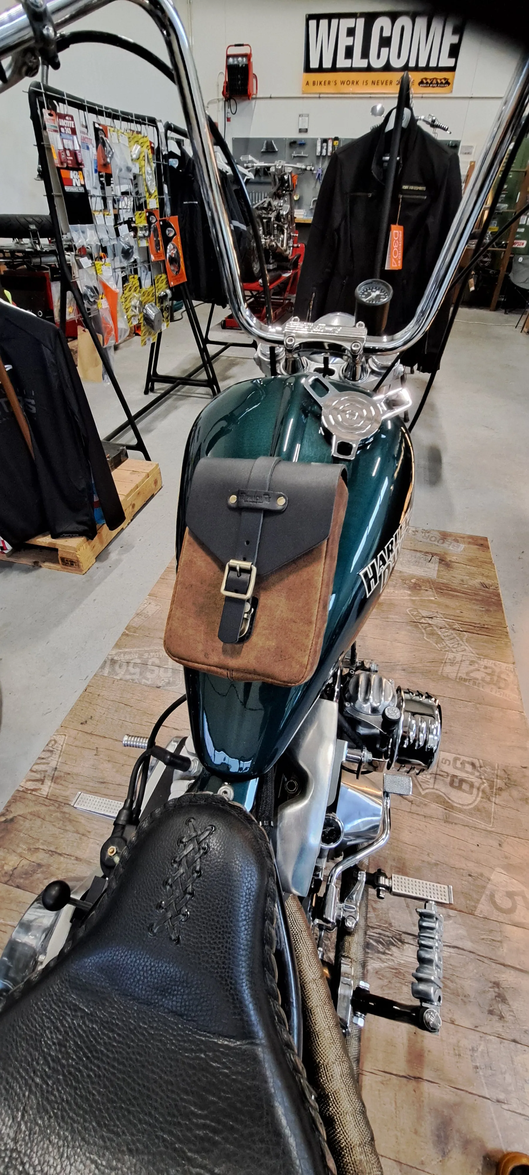 TRIP MACHINE, TANK POUCH / BELT POUCH.