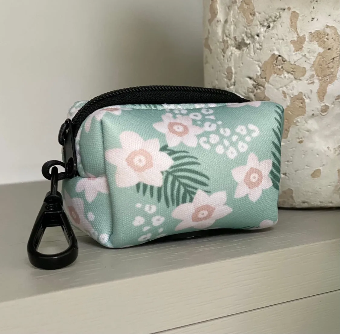 Tropics Poop Bag Holder