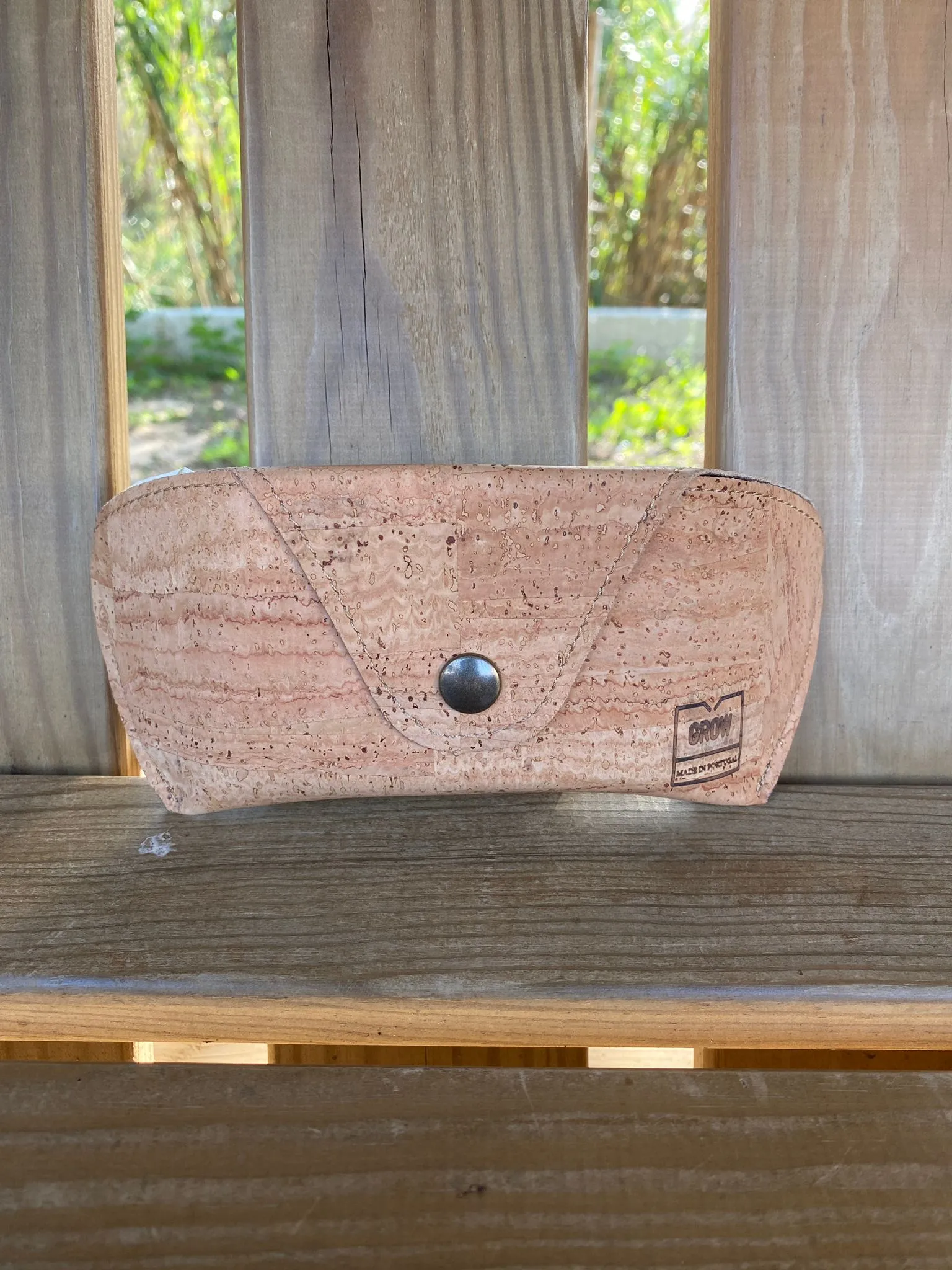 Vegan Insignia Eyeglass Case | Lines