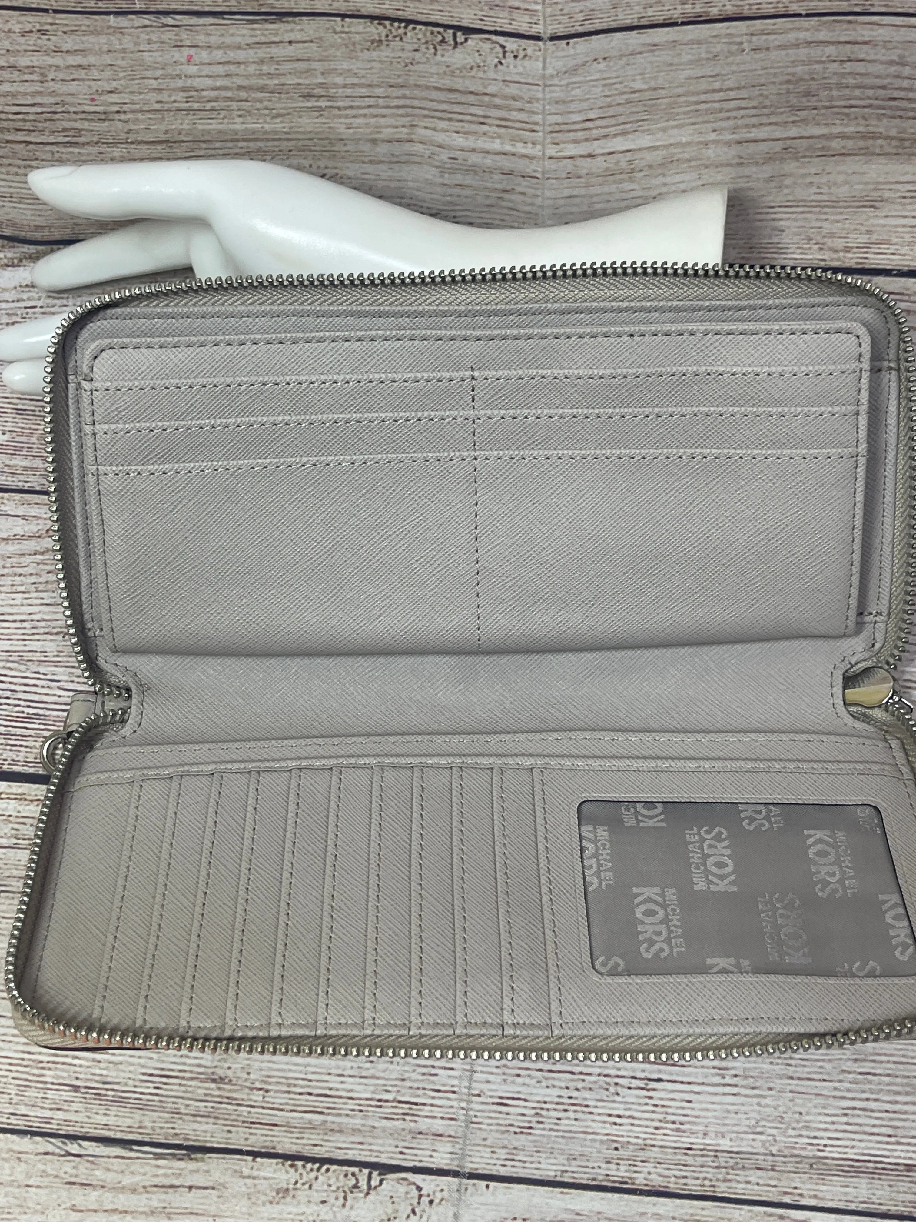 Wallet Designer By Michael Kors, Size: Large