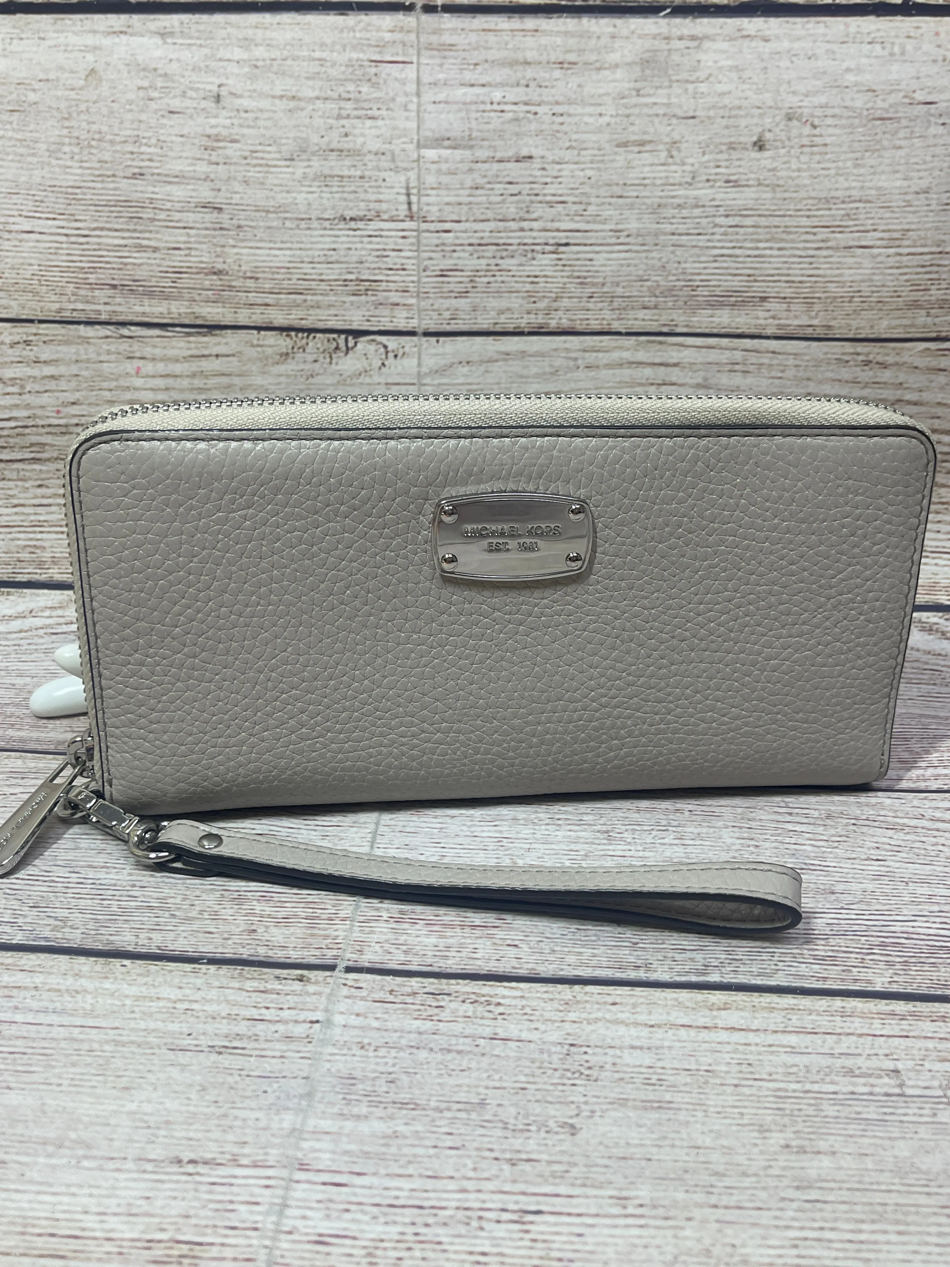 Wallet Designer By Michael Kors, Size: Large