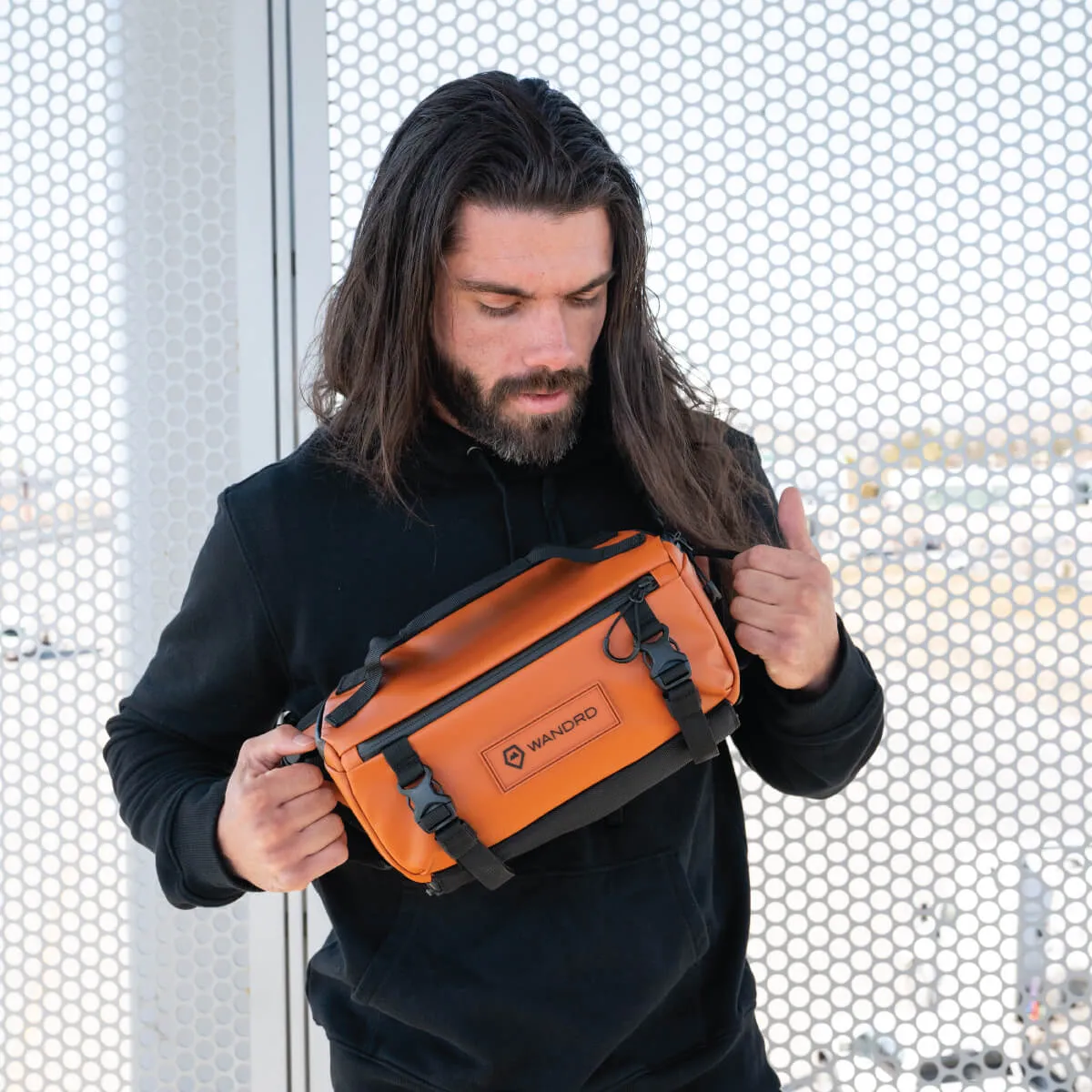 Wandrd Rogue 6L Sling
