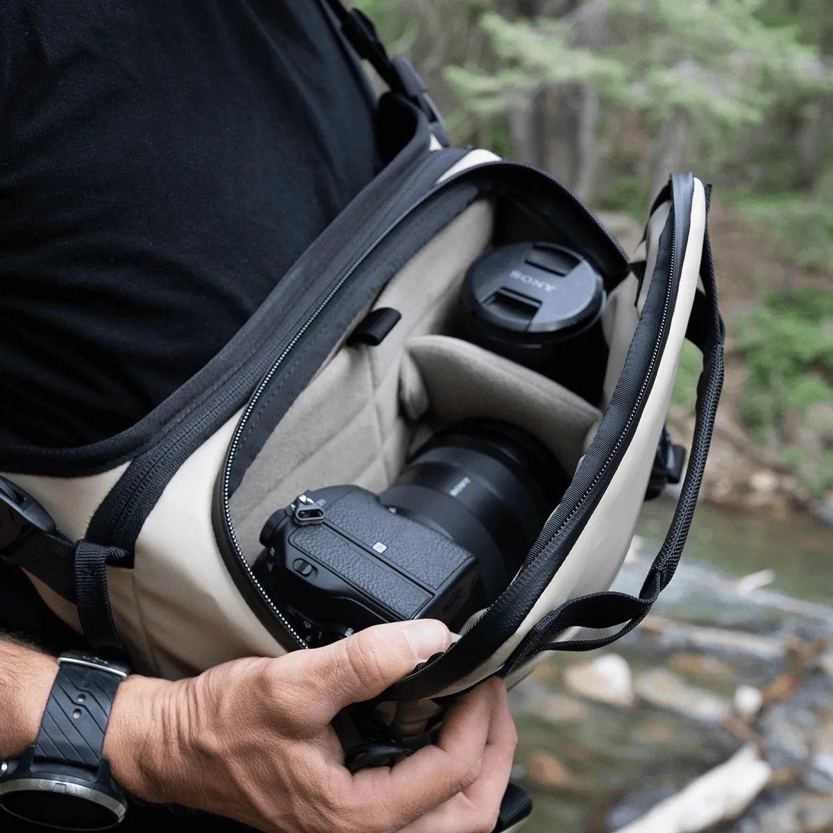 Wandrd Rogue 6L Sling