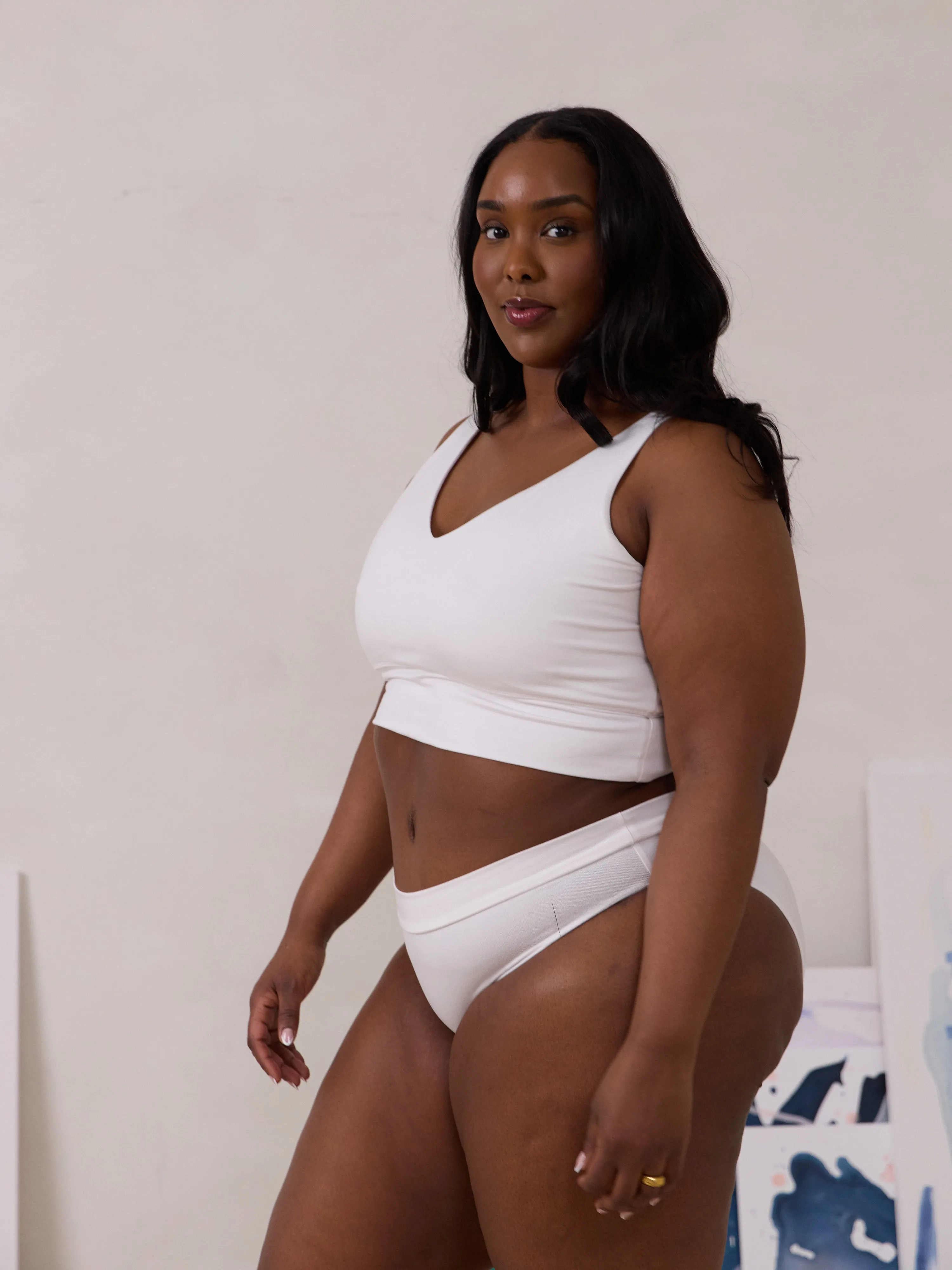 WHITE ANDIE BRA